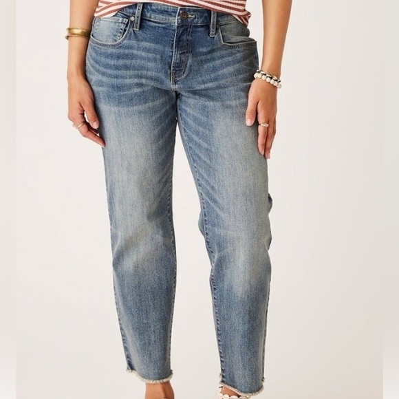 Carve Designs Light Wash Frayed Hem Jeans Size 10 - Picture 1 of 12